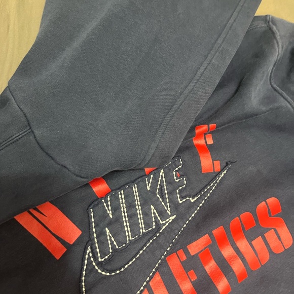 Nike Athletics sweater - Picture 7 of 9